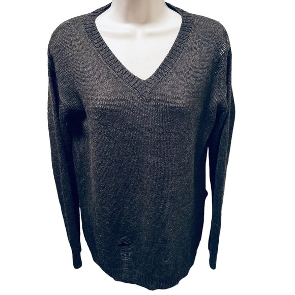 NATION LTD Distressed Alpaca Vneck Pullover Sweater Knit size xs oversized - Picture 1 of 8